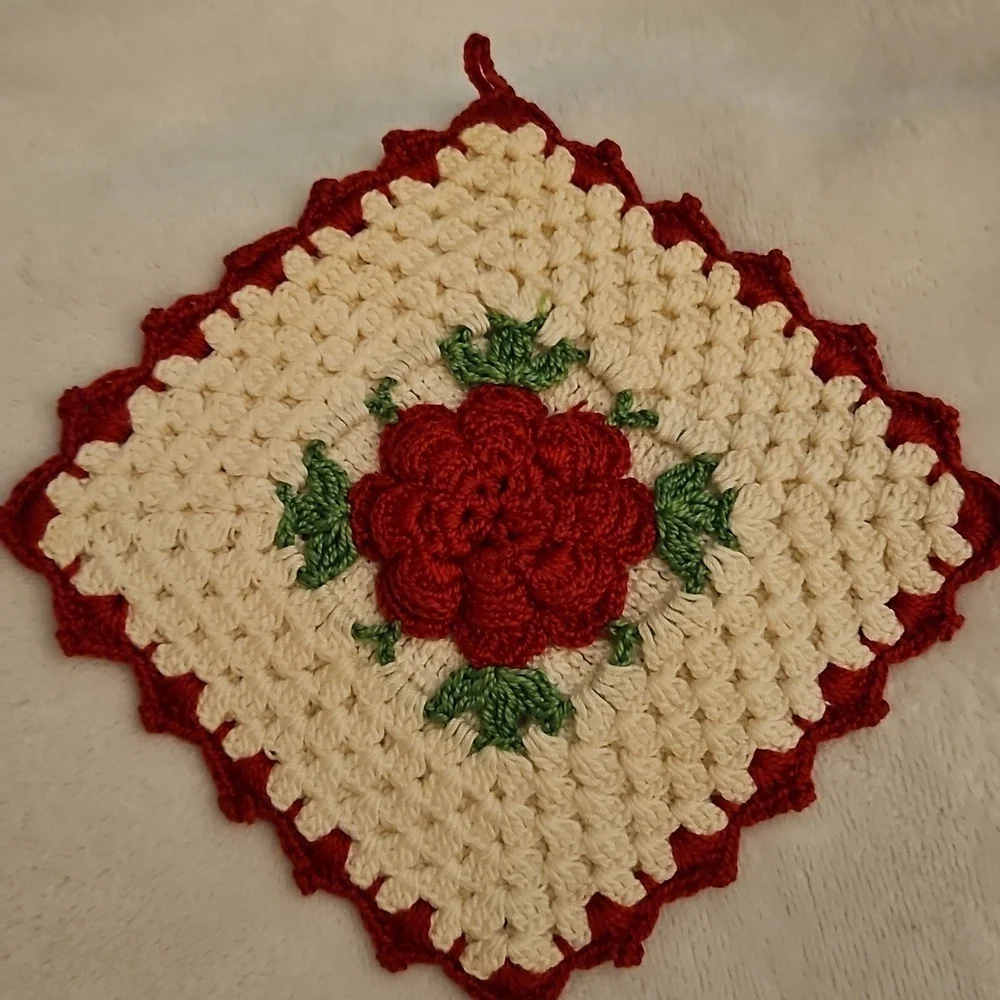 Vintage Hand Crochet Floral Granny Pot Holder
